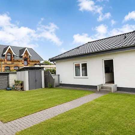 Fewo1846 - Direktionshaeuschen - Idyllische Auszeit Fuer 2 Mit Garten Und Terrasse Harrislee